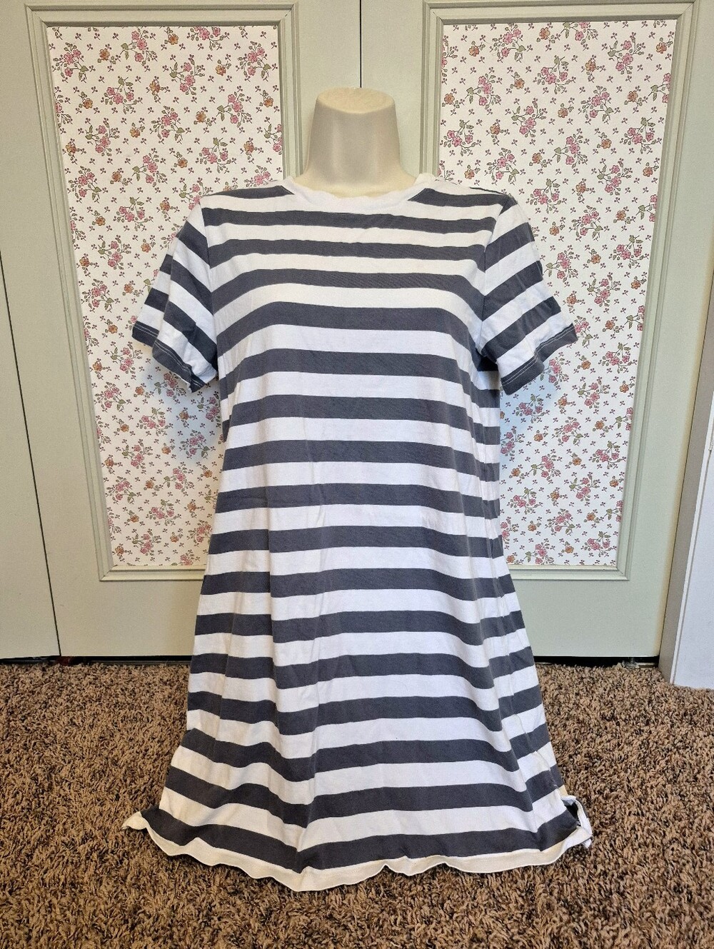 Old Navy Dark Blue and White Striped Tunic Top Size S